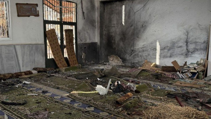 সিরিয়ায় মসজিদে ভয়াবহ হামলা, নিহত ৫